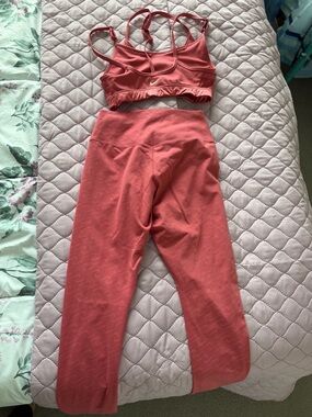 Nike Women’s Coral-Pink Sports Bra and Leggings Set